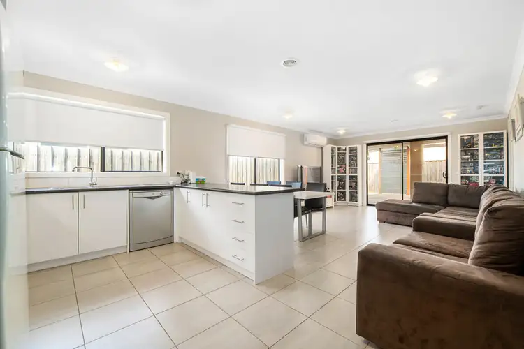 Main view of Homely house listing, 4 Selwyn Court, Skye VIC 3977