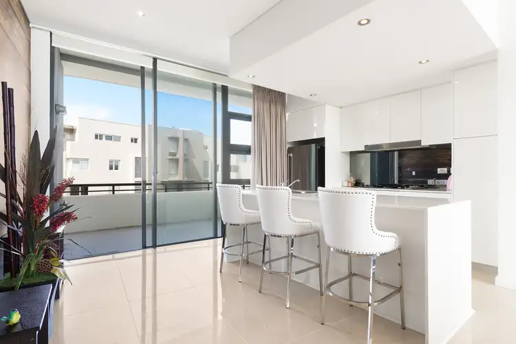 Fifth view of Homely apartment listing, 605/35 Shortland Esplanade, Newcastle East NSW 2300
