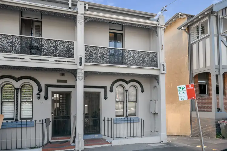 8 Parnell Place, Newcastle East NSW 2300
