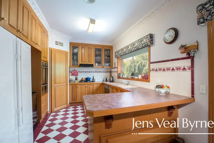 Fifth view of Homely house listing, 8 Robertson Drive, Alfredton VIC 3350