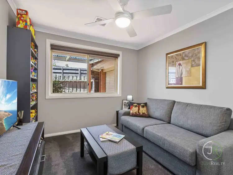 Fifth view of Homely house listing, 10 Stonehaven Avenue, Cranbourne VIC 3977