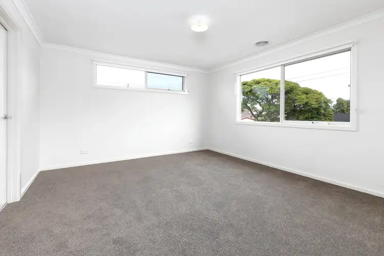 Fifth view of Homely townhouse listing, 5/7-9 Koorong Avenue, Rosebud VIC 3939