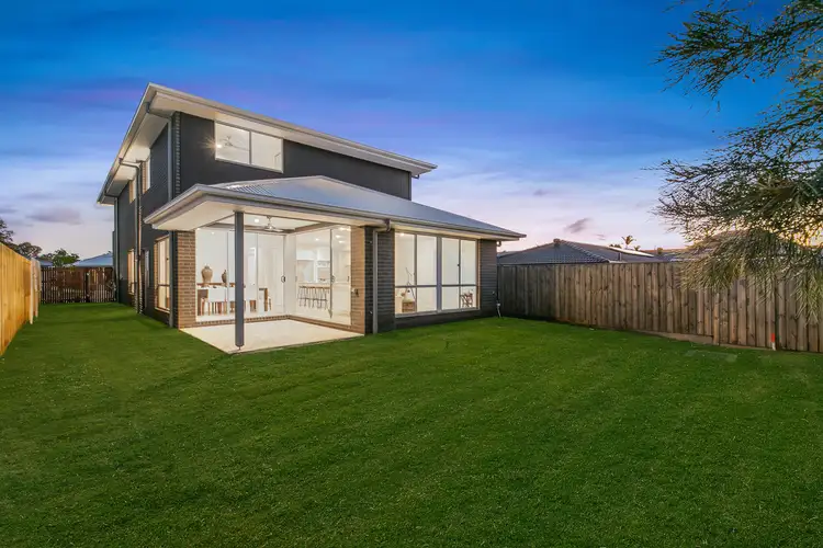 1 Shoreside Close, Birkdale QLD 4159