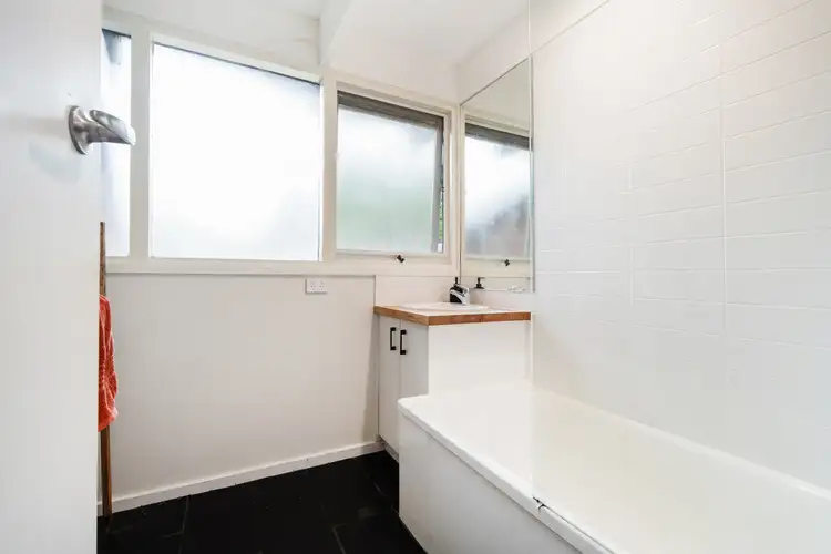 Sixth view of Homely house listing, 25 Franciscan Avenue, Frankston VIC 3199