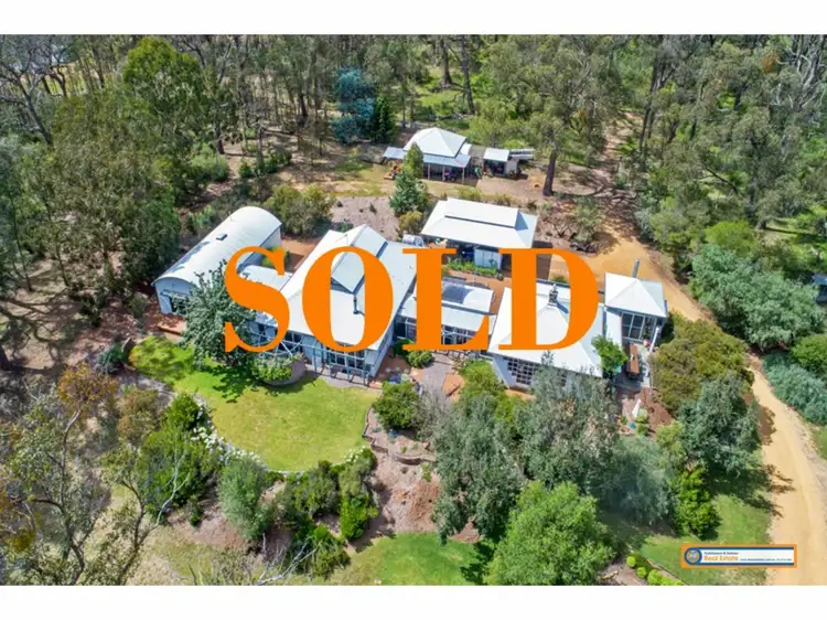 841 Boorolong Road, Armidale NSW 2350