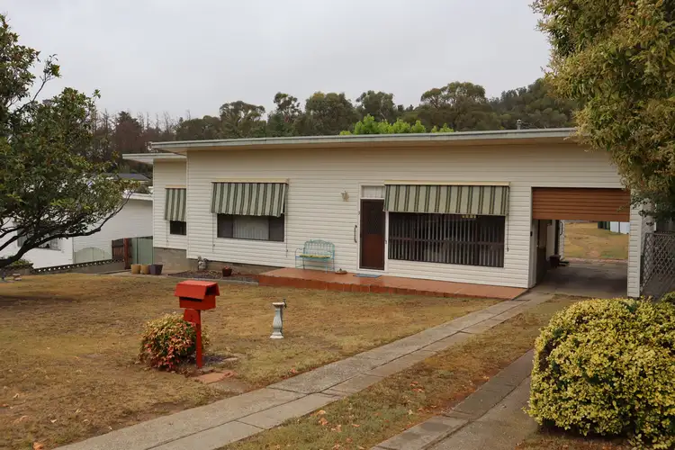 3 McDonald Avenue, Cooma NSW 2630