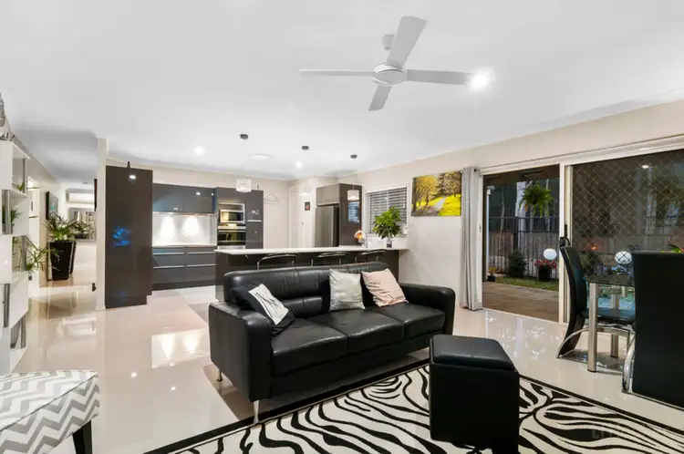 21 Siena Place, Coombabah QLD 4216