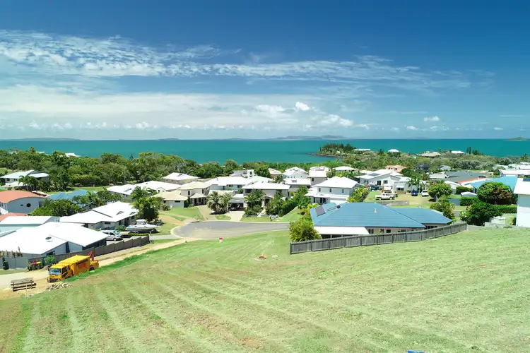 13 Paradise Way, Emu Park QLD 4710