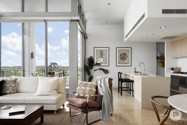 4167/37C Harbour Road, Hamilton QLD 4007