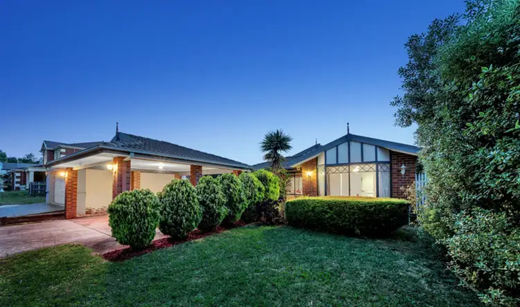 9 Canterbury Close