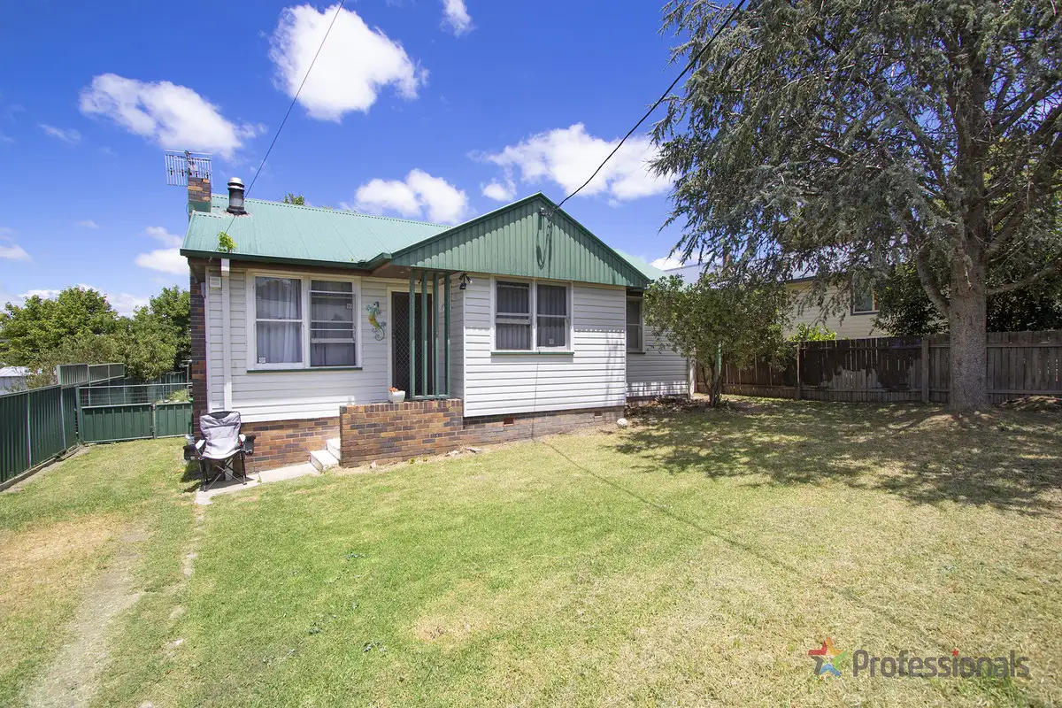 Main view of Homely house listing, 4 McLean Avenue, Armidale NSW 2350