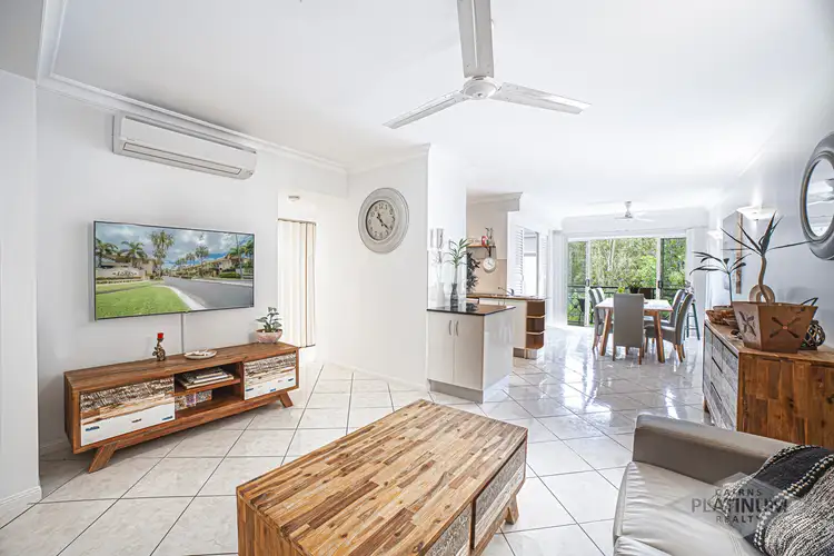 1018/2-10 Greenslopes Street, Cairns North QLD 4870