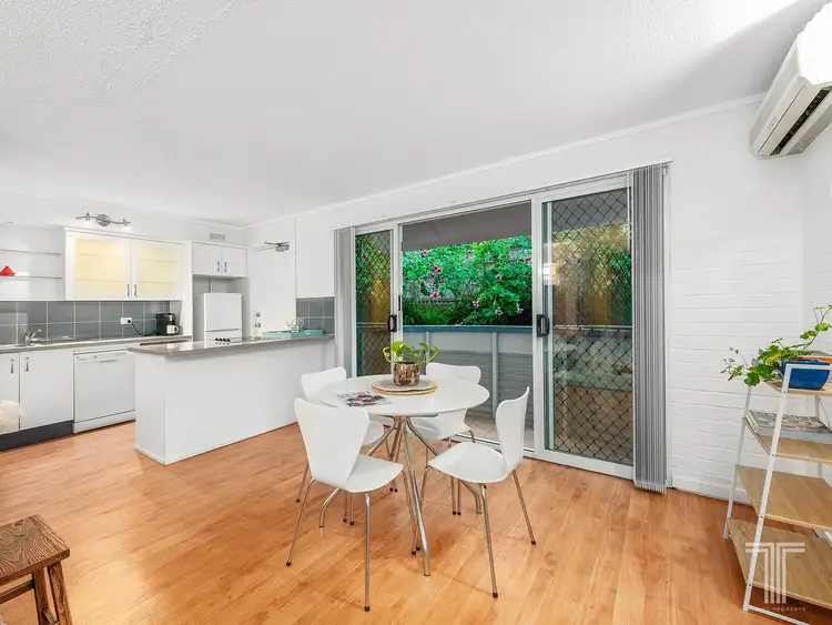 Fifth view of Homely unit listing, 8/23 Quinton Street, Kangaroo Point QLD 4169