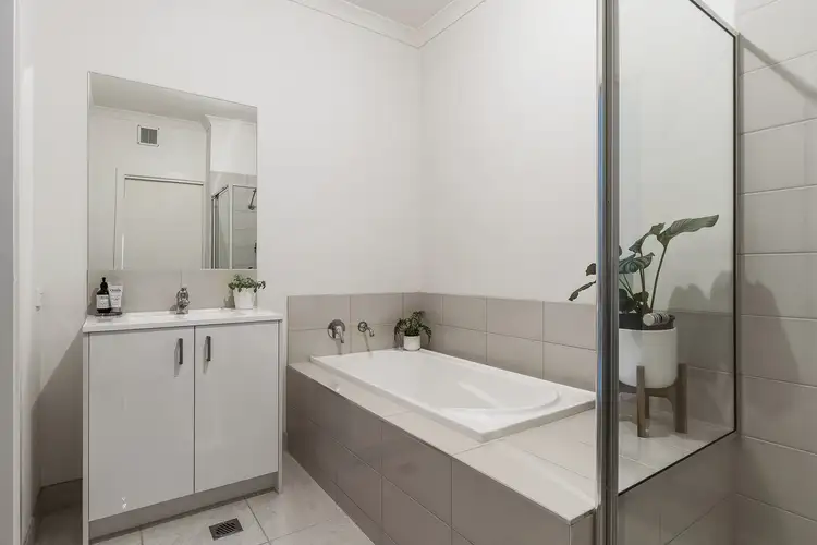 Fifth view of Homely unit listing, 18/10 Queen Street, Hastings VIC 3915