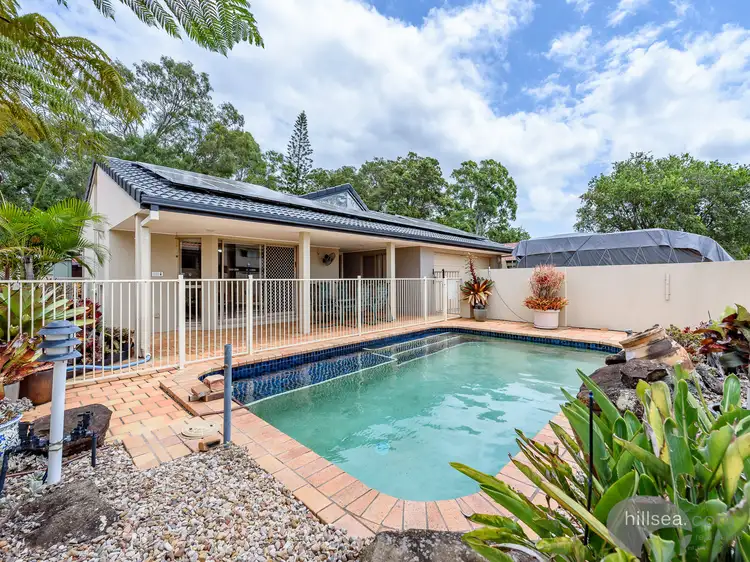 8 Lakefield Crescent, Paradise Point QLD 4216