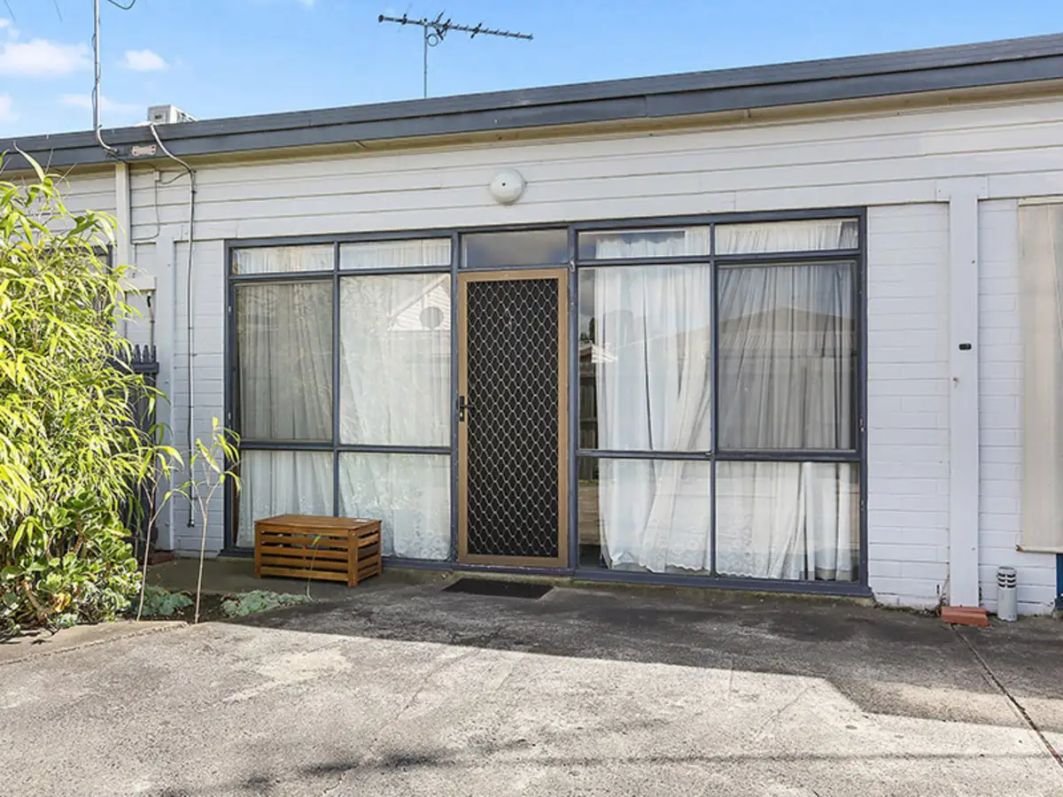 Main view of Homely unit listing, 5/3 Rose Court, Newcomb VIC 3219