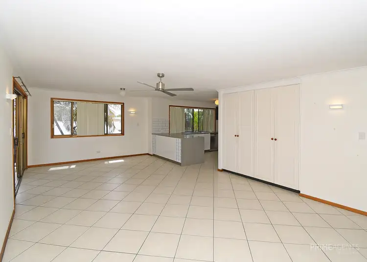 Seventh view of Homely unit listing, 5/130 Cypress Street, Urangan QLD 4655