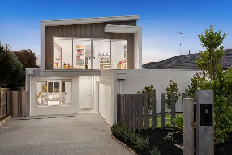 8 Warrin Street, Torquay VIC 3228