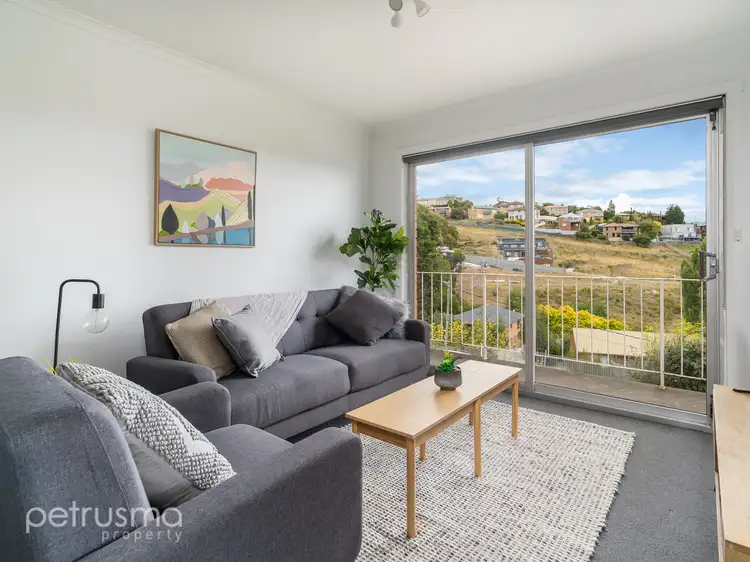 1/54 Pottery Road, Lenah Valley TAS 7008