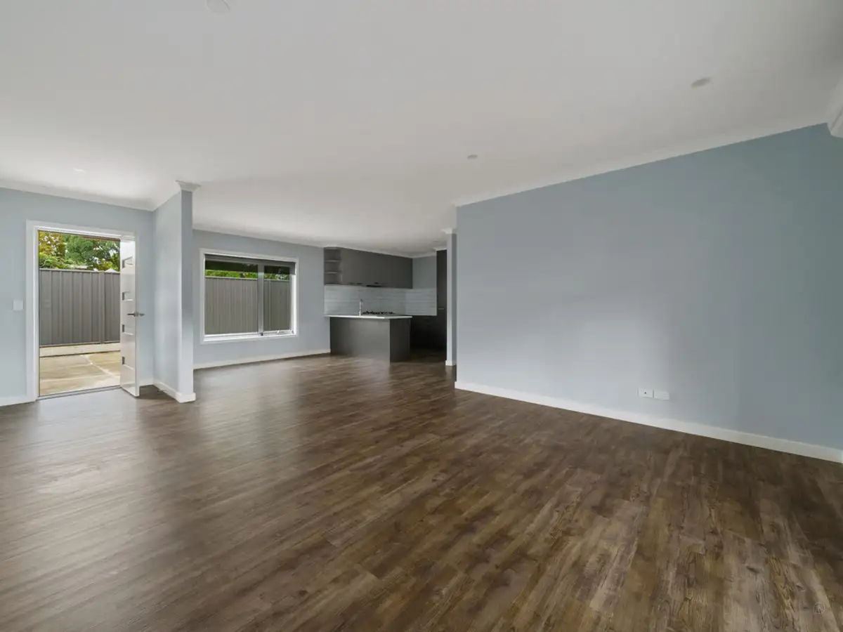 Main view of Homely unit listing, 2/8 Maxwell Street, Wangaratta VIC 3677