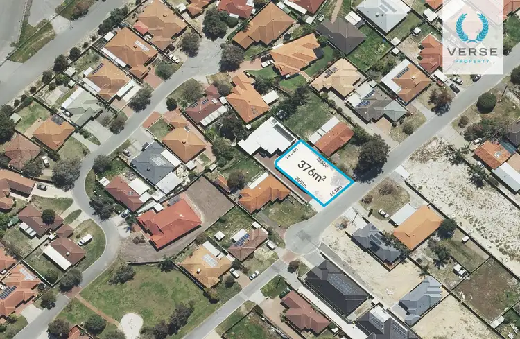 31 Longhurst Way, Queens Park WA 6107