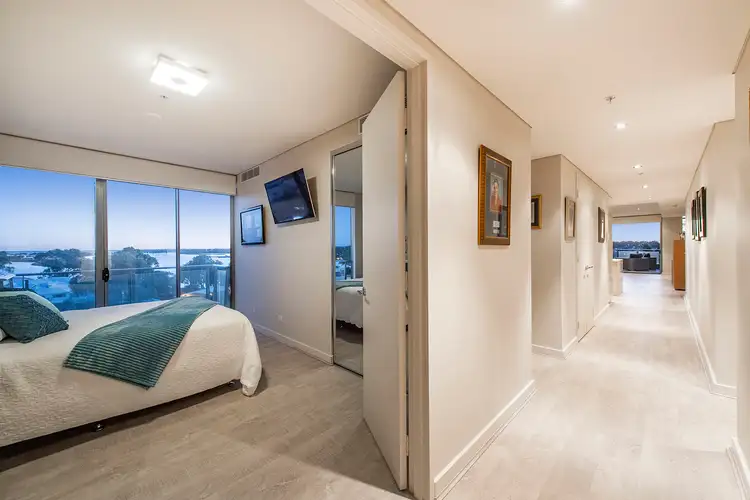 Sixth view of Homely unit listing, 18/1 Barracks Lane, Mandurah WA 6210