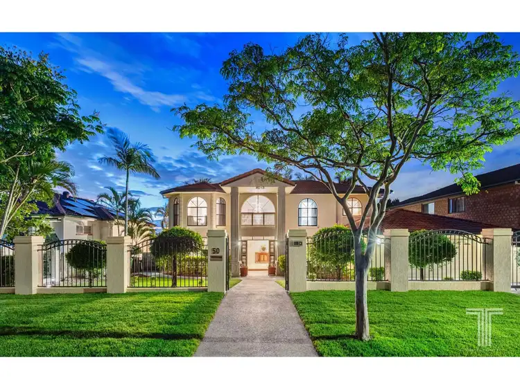 50 Golden Oak Crescent, Carindale QLD 4152