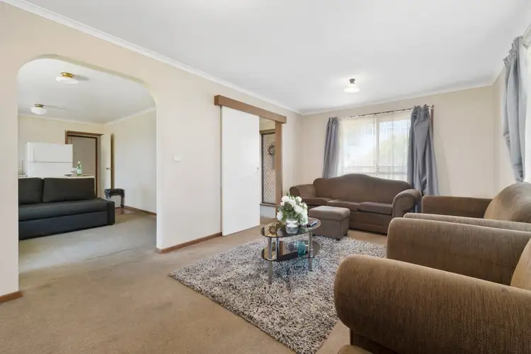 Fourth view of Homely unit listing, 1/2 Ivan Crescent, Hampton Park VIC 3976