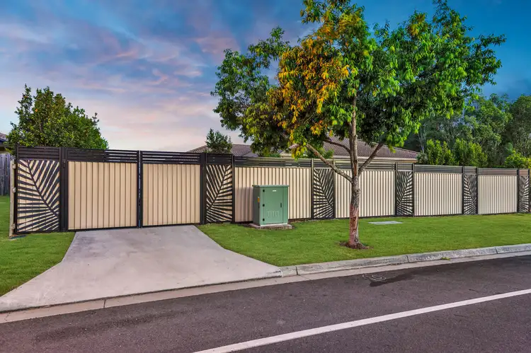 Fifth view of Homely house listing, 2 Breezeway Drive, Bahrs Scrub QLD 4207