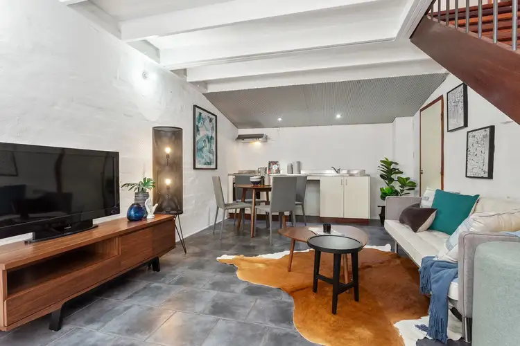 7/33 Pakenham Street, Fremantle WA 6160