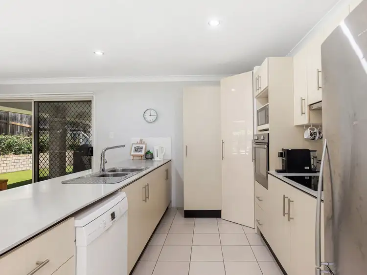 Sixth view of Homely house listing, 9 Eric Drive, Blackstone QLD 4304