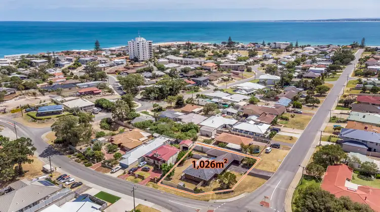 92 Leighton Road, Halls Head WA 6210