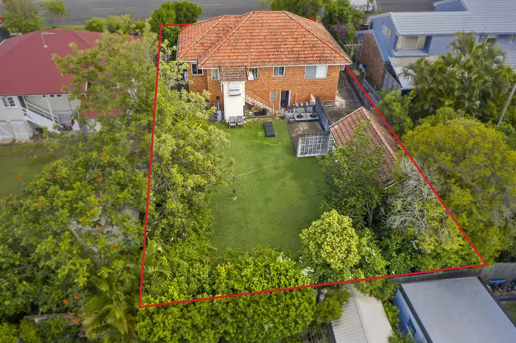 98 Newman Avenue, Camp Hill QLD 4152