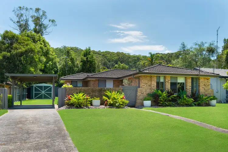 5 Bottlebrush Close, Wyoming NSW 2250