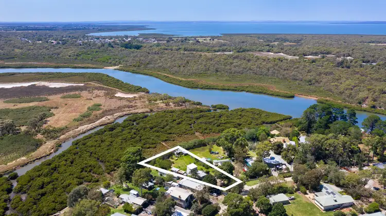 51 Hardy Avenue, Cannons Creek VIC 3977