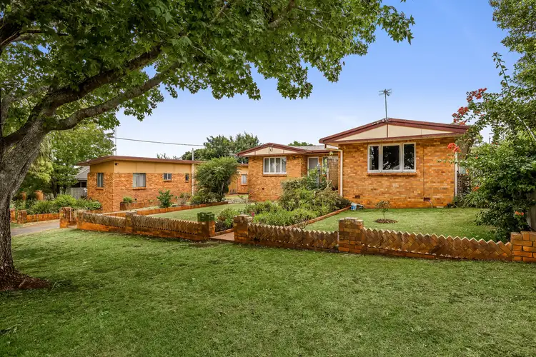 31a & 31 - 1 & 2/33/31 & 33 Plant Street, Rangeville QLD 4350