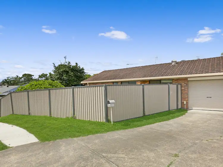 2/100 Botanical Drive, Labrador QLD 4215