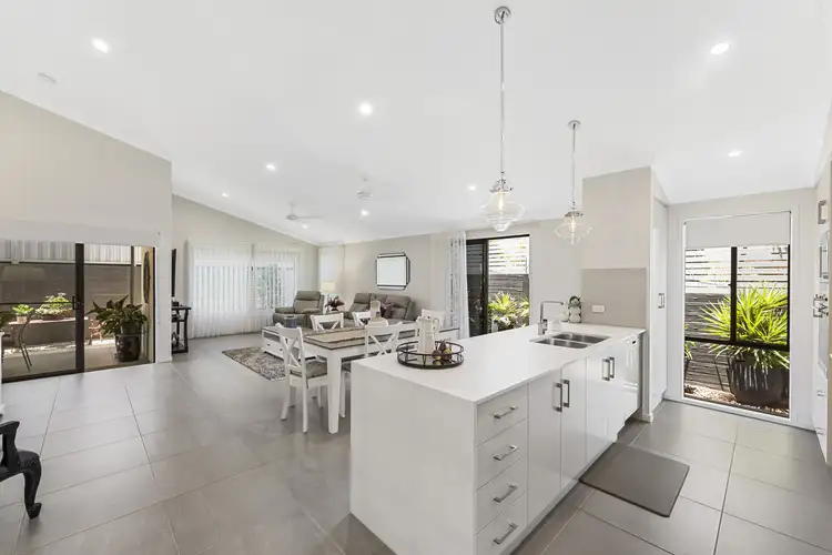 Sixth view of Homely townhouse listing, Villa 424/97-161 Hogg Street, Cranley QLD 4350