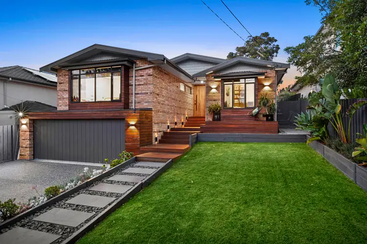 Main view of Homely house listing, 52 Woodlands Grove, Frankston VIC 3199
