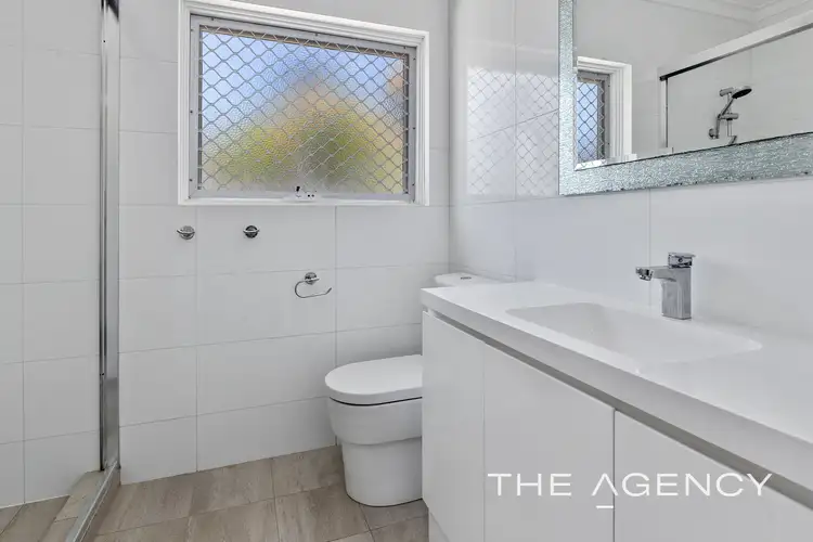 Seventh view of Homely house listing, 19 Lantana Way, Camillo WA 6111