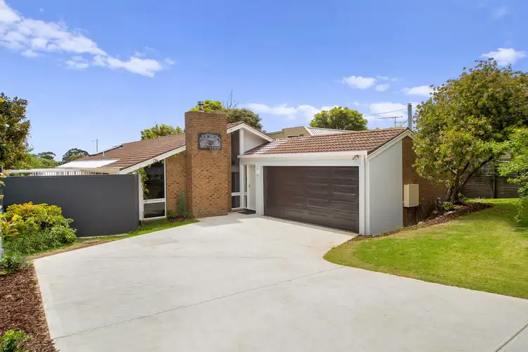 49 Eliza Drive, Mount Eliza VIC 3930