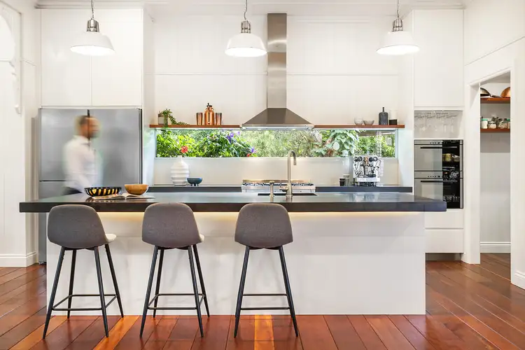 42 Hunter Street, Greenslopes QLD 4120