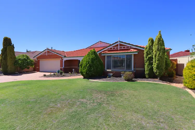 Second view of Homely house listing, 6 Lacombe Court, Canning Vale WA 6155