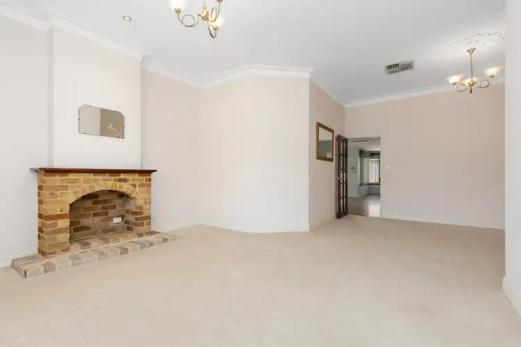 Sixth view of Homely house listing, 6 Lacombe Court, Canning Vale WA 6155