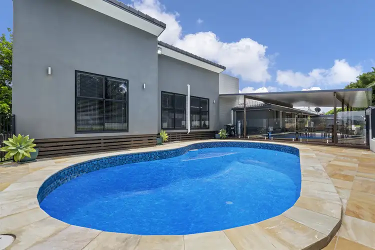 8 Aberdeen Court, Highland Park QLD 4211