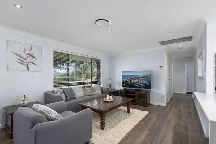 Fourth view of Homely house listing, 8 Aberdeen Court, Highland Park QLD 4211