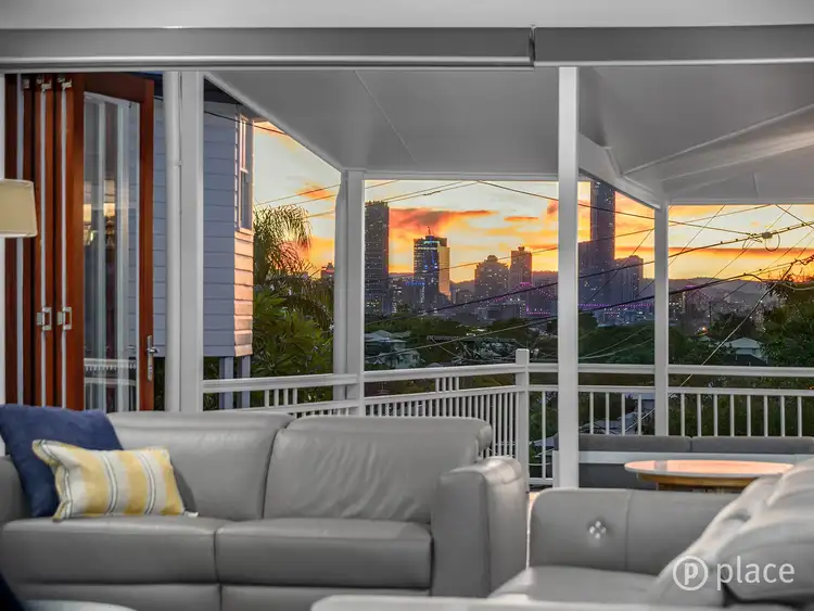 71 Power Street, Norman Park QLD 4170