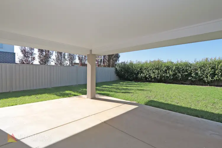 Fourth view of Homely house listing, 6 Chipp Place, Lloyd NSW 2650