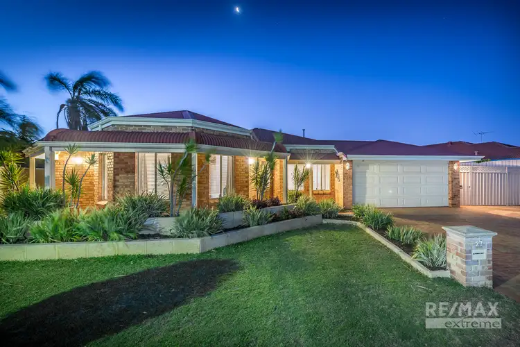 27 Manhattan Avenue, Iluka WA 6028
