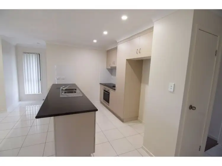 Third view of Homely house listing, 7 Rosebud Court, Parkhurst QLD 4702